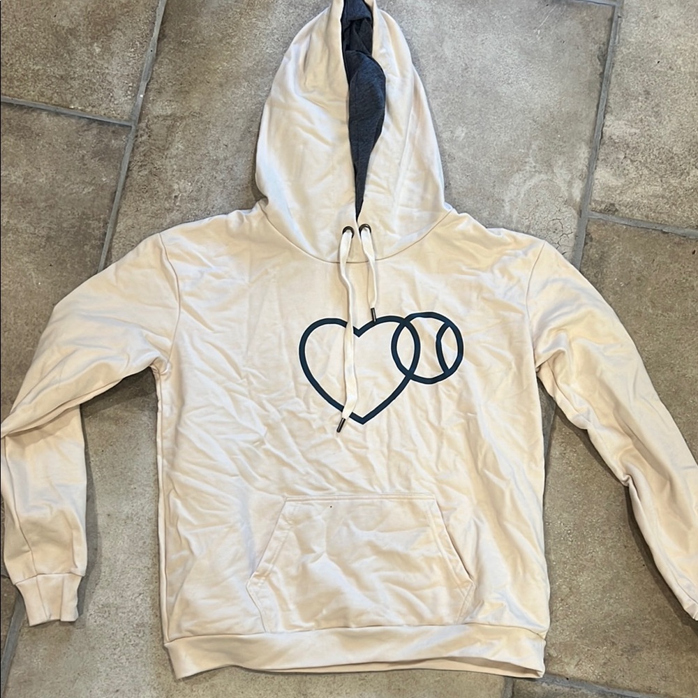 Baseballism new wo tags Cream Hoodie with Heart Design never worn was too small